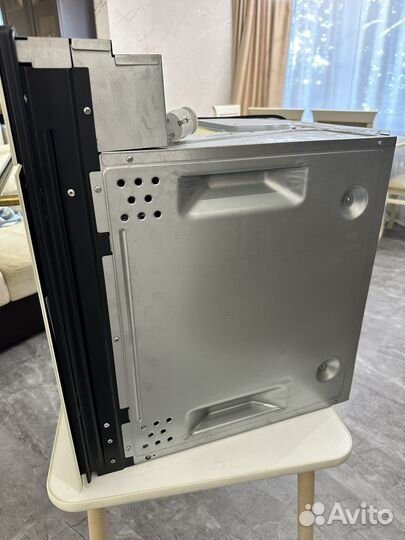 Духовой шкаф