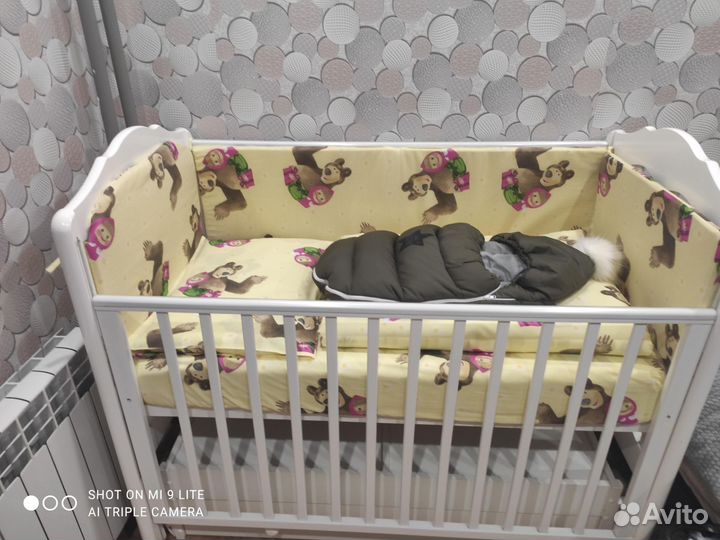 Детская кроватка с продоль и поперечным маятником