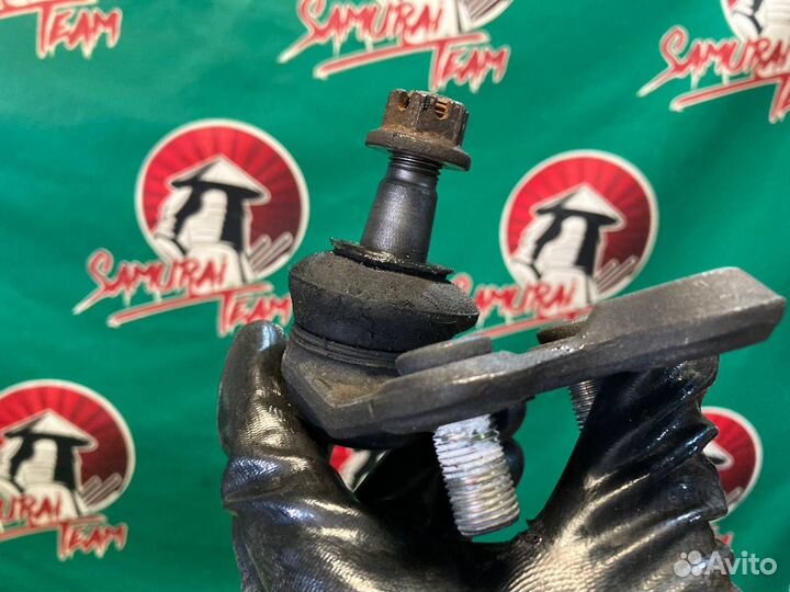 Шаровая опора Toyota Avensis AZT251 2azfse 2006