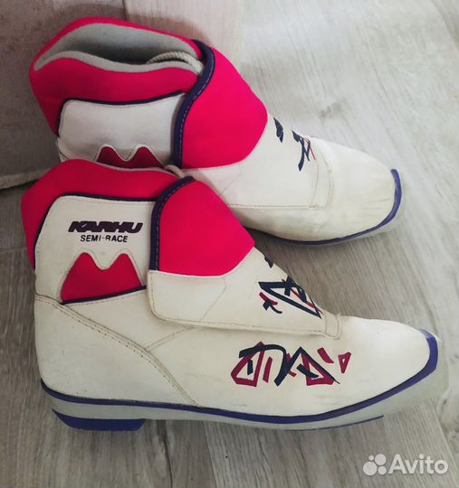 Лыжные ботинки