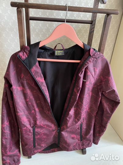 Спортивные вещи женские