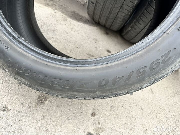 Pirelli P Zero 295/40 R21 111Y