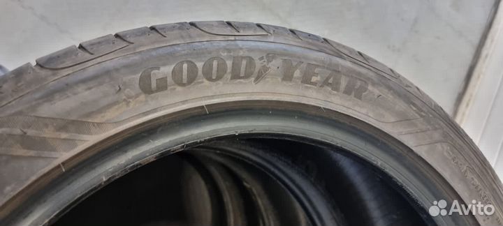 Goodyear Eagle F1 AT 245/45 R18