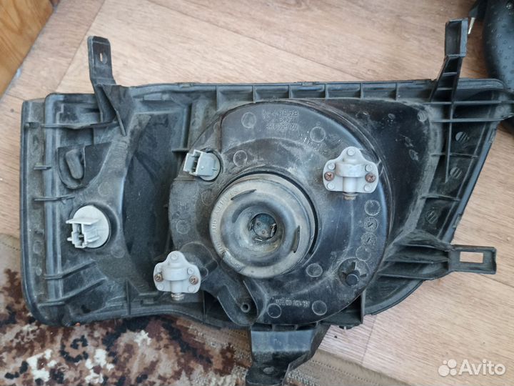 Фара honda stepwgn rf-1 правая передняя