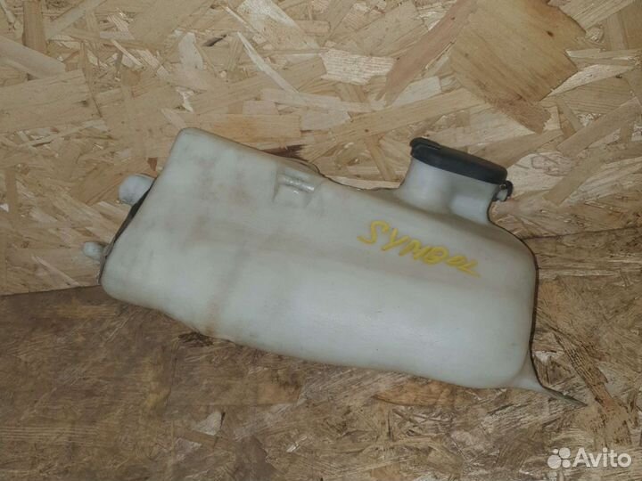 Бачок омывателя рено симбол клио 2