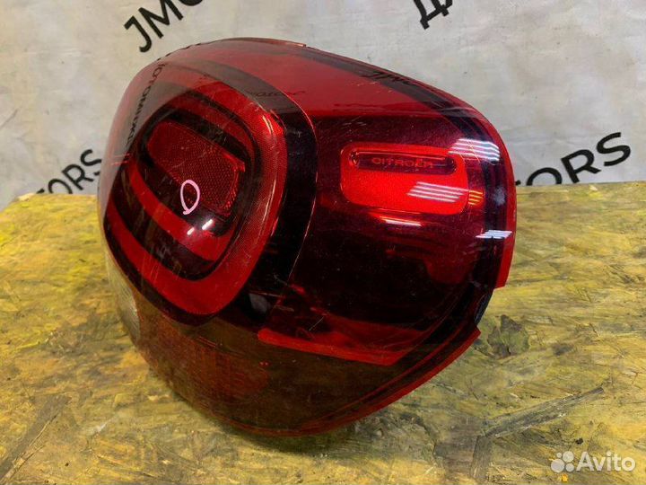 Фонарь задний правый Citroen C3 3 поколение дефект