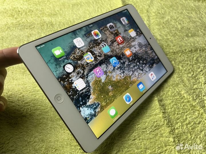 iPad mini 16gb Wi-Fi + Cellular