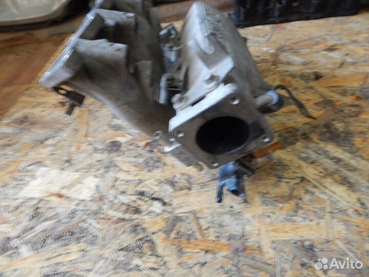 Коллектор впускной Lifan Breez (07) / Lifan Smily