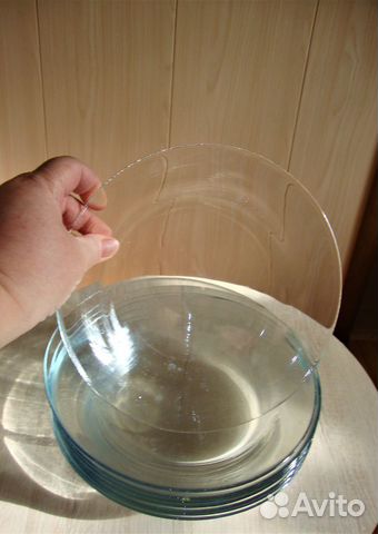 Тарелки стекло 9 штук