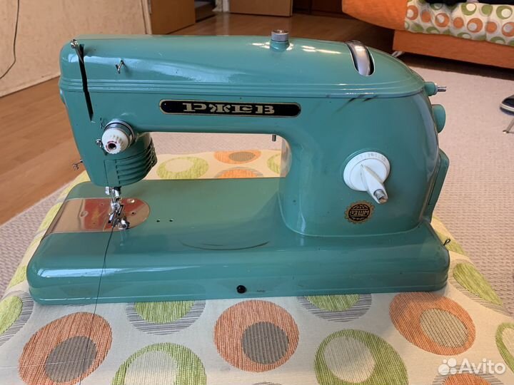 Швейная машина Ржев (Тула) ретро