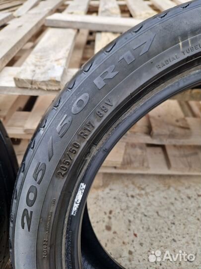Pirelli Cinturato P7 205/50 R17