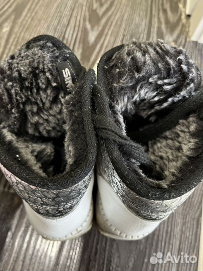 Зимние ботинки