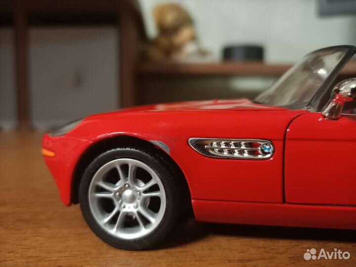 Масштабная модель BMW Z8 Roadster 1/24