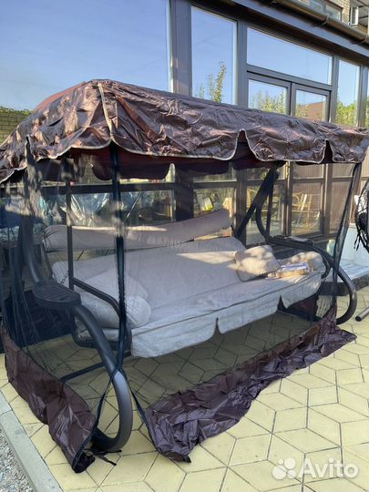 Качели садовые 4-х местные новые