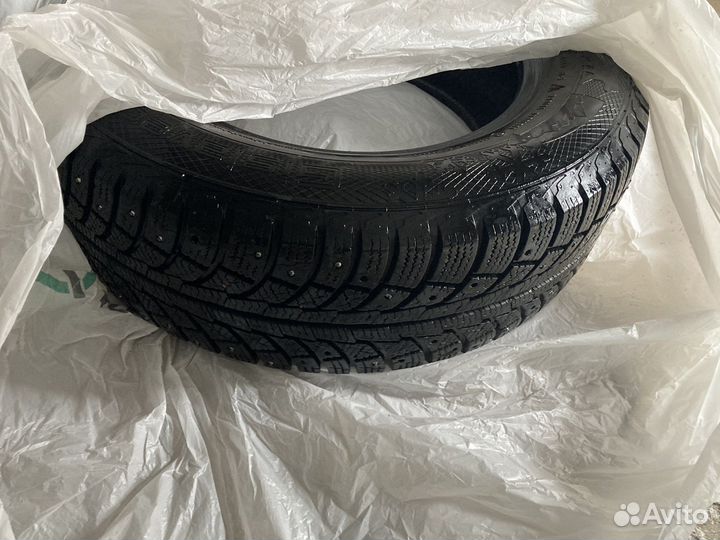 Gislaved Nord Frost 200 215/65 R16