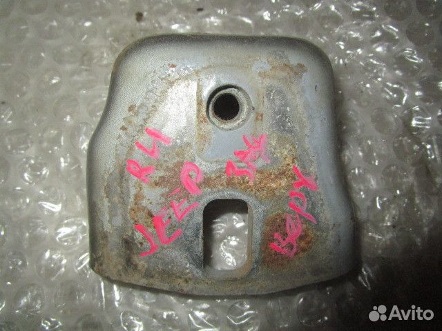 Петля двери задней правой верхняя Jeep Grand Chero