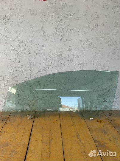 Стекло левое Kia pro ceed 2016г