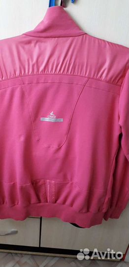 Спортивный костюм женский