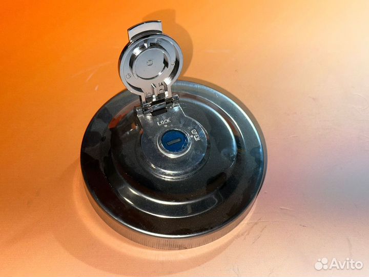 Крышка топливного бака для спецтехники в наличии У