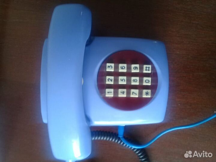 Телефон
