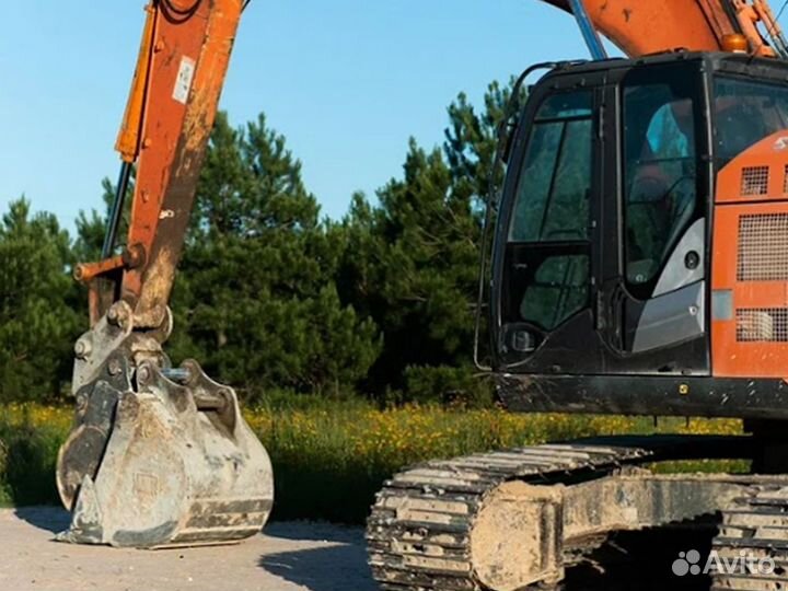 Стекло дверное форточка Komatsu