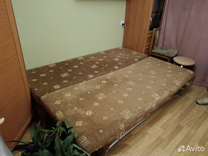 Диван прямой раскладной бу