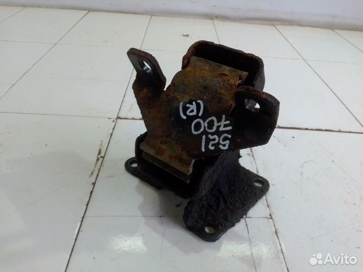 Опора двигателя правая