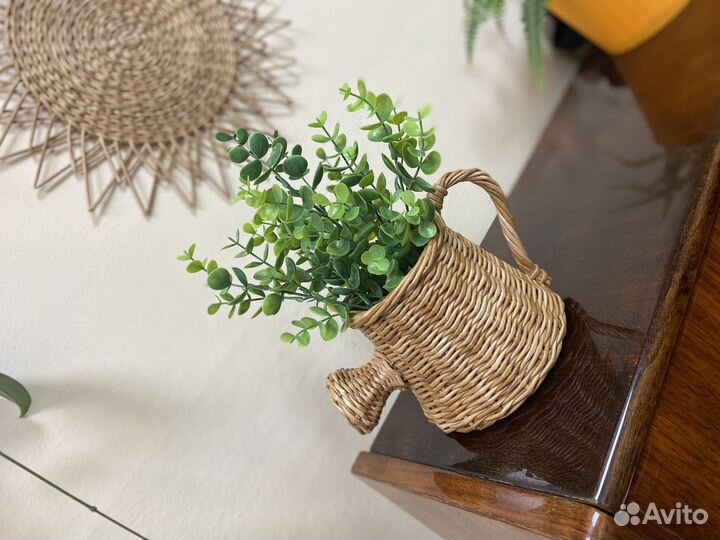 Корзинка лейка-кашпо