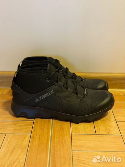 Ботинки женские adidas terrex
