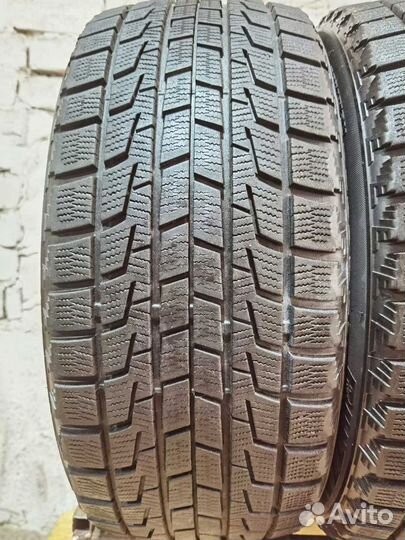 Bridgestone Blizzak Revo1 235/50 R17 96Q