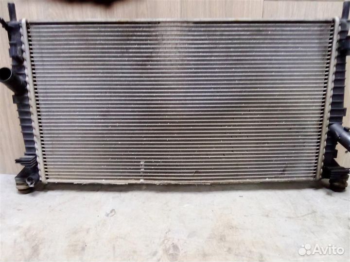Радиатор основной от Ford Focus II 2005-2008