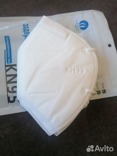 Маска-респиратор медицинская KN95 без клапана