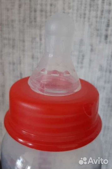 Бутылочка для кормления