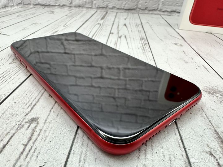 Apple iPhone 11 128gb Red Ростест идеал