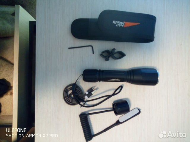 Фонарь подствольный