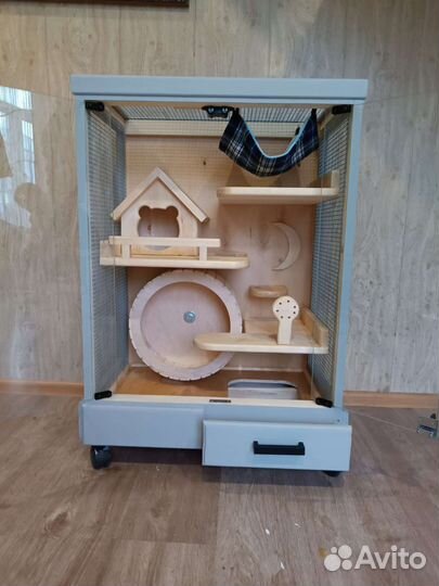 Витрина для шиншилл,белок