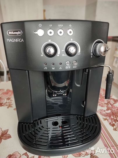 Кофемашина delonghi magnifica