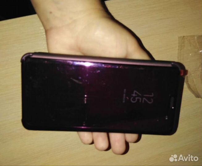 Чехол на телефон