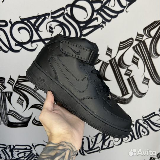 Nike Air Force 1 High Black