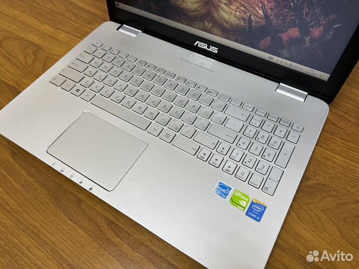 Мощнейший металлический игровой ноутбук Asus