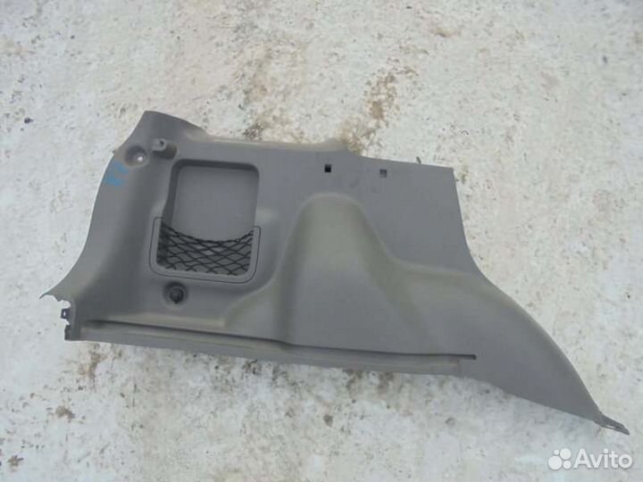 Обшивка багажника левая Ford Escape epfwf AJ