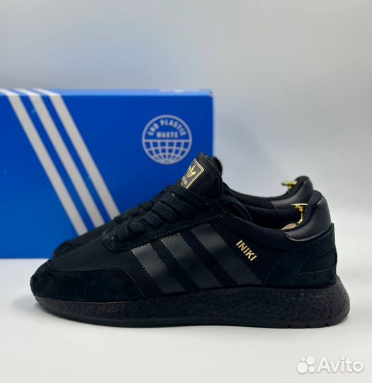 Кроссовки Adidas iniki