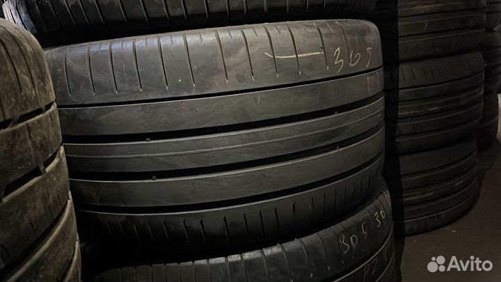 Pirelli P Zero PZ4 305/30 R21 106W