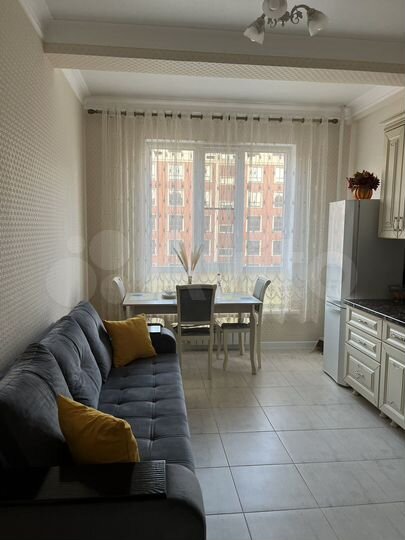 1-к. квартира, 47 м², 8/10 эт.