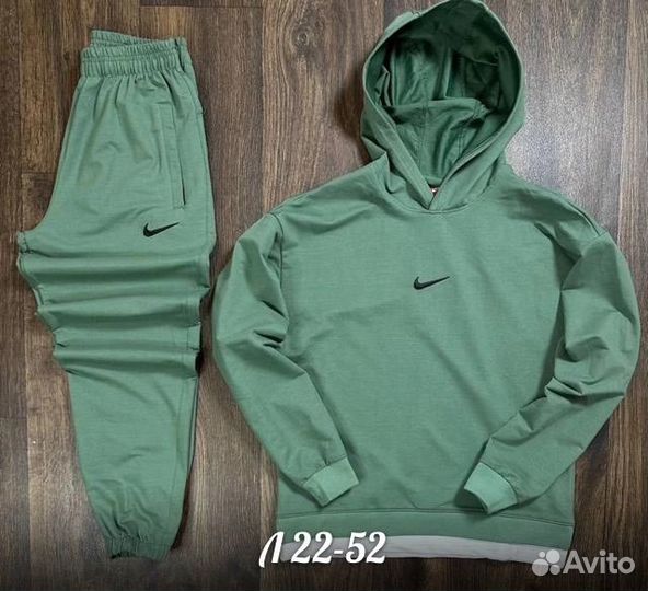 Спортивный костюм nike