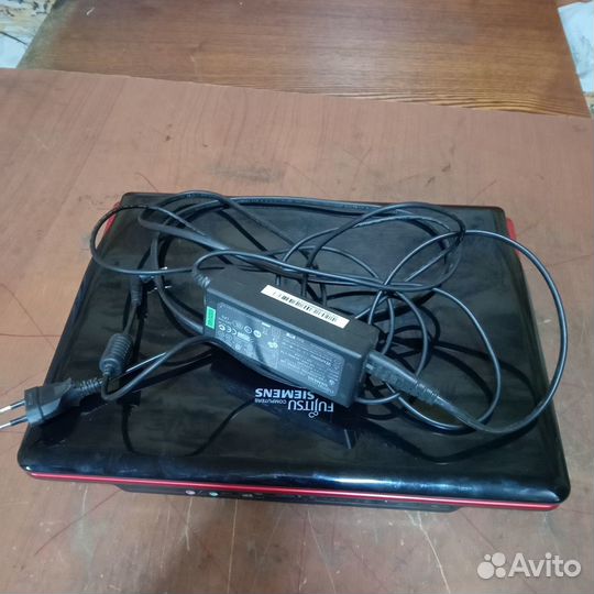 Ноутбук fujitsu siemens amilo