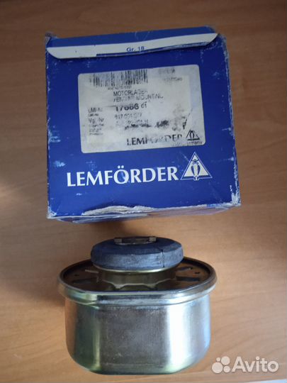 Опора двигателя / VW T 4 оригинал