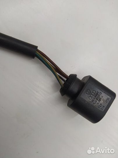 Б/У Замок двери сдвижной Европа. 7H0843654DG VAG