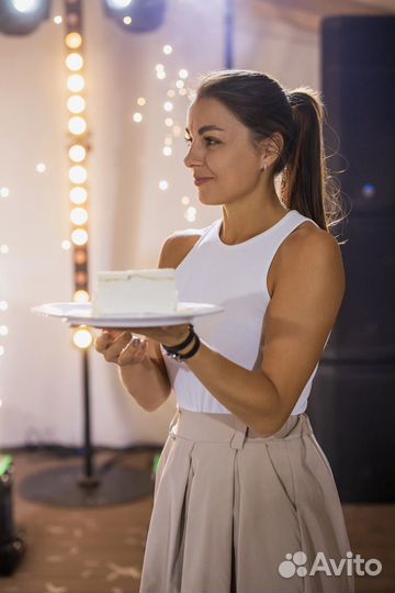 Организатор мероприятий свадьбы