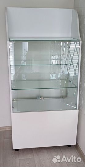 Шкаф витрина